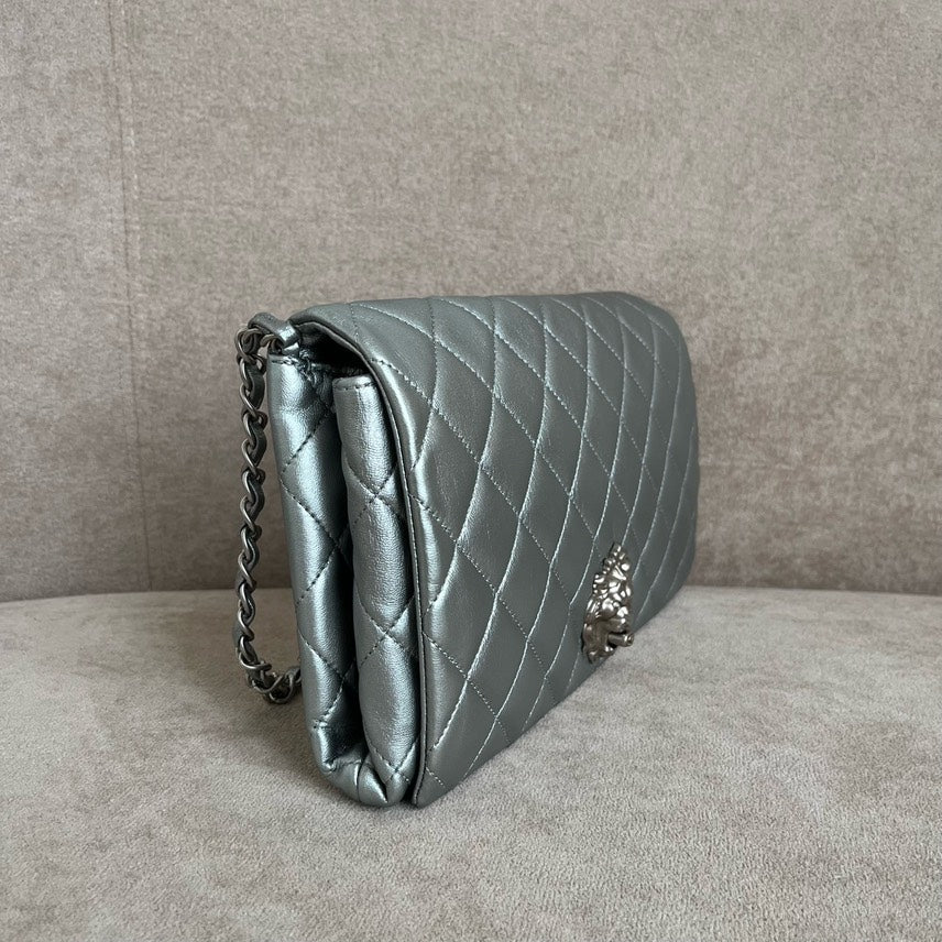 Chanel Shoulder Bag - Almora Bags