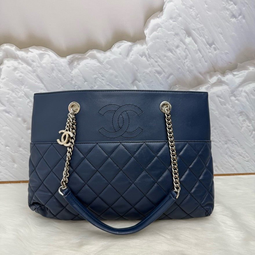 Chanel Tote Bag - Almora Bags