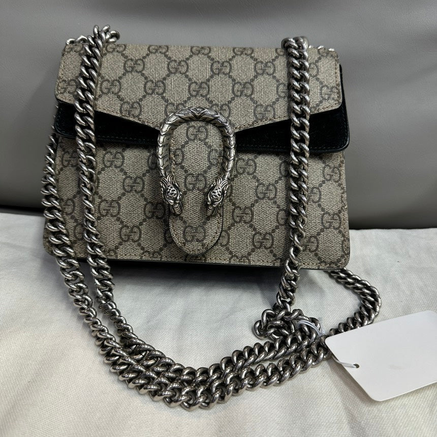 Gucci Chain Canvas Shoulder Bag