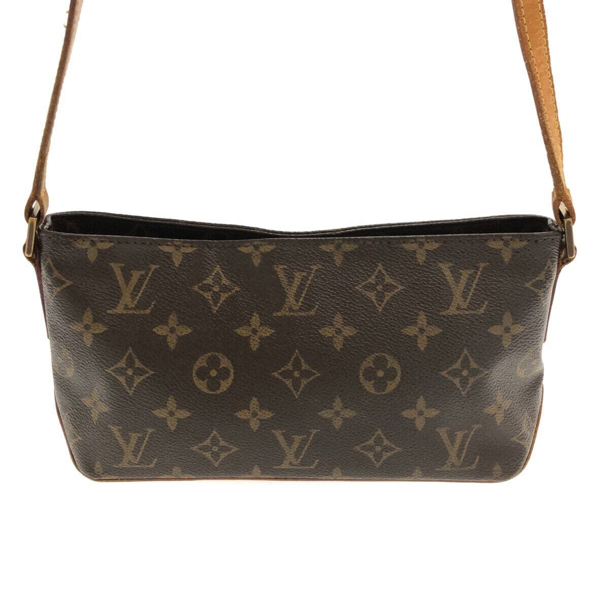 Louis Vuitton Monogram Trotteur Crossbody Bag