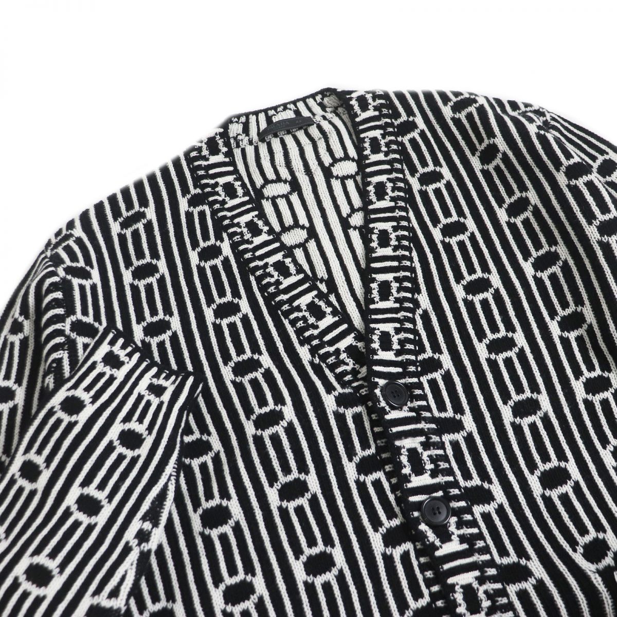 PRADA knit Outer: 70% virgin wool, Outer: 30% cashmere Black x white mens 44