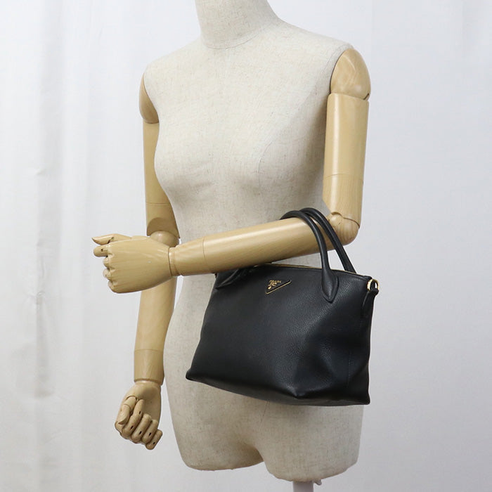 PRADA Handbag/ handbag leather black Women