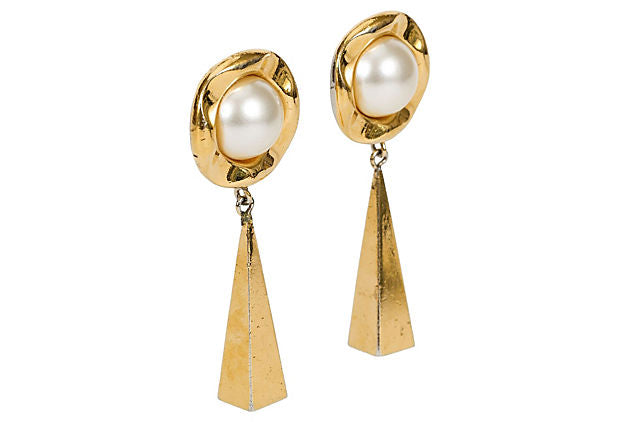 1970s Chanel Pearl Drop  Earrings