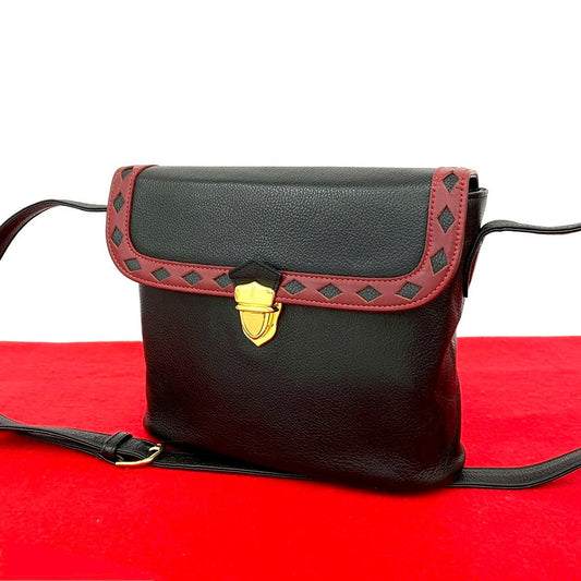 Yves Saint Laurent Leather Shoulder Bag