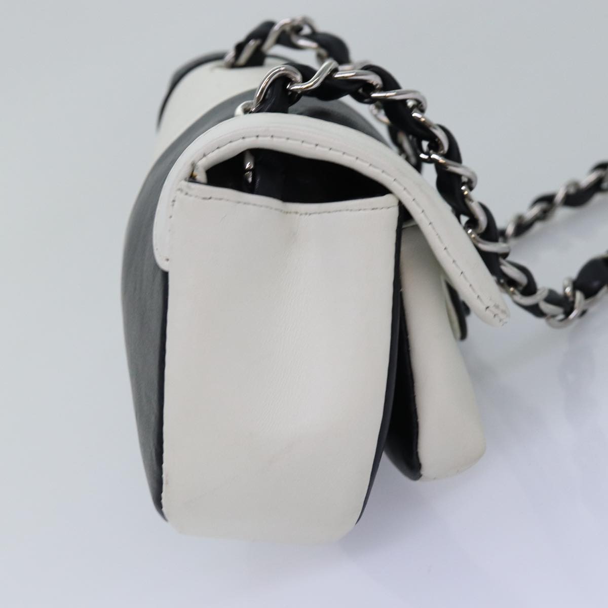 Chanel Shoulder Bag - Almora Bags